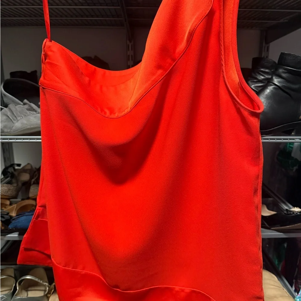 Banana Republic Scarlet Assymetrical top - Picture 1 of 2